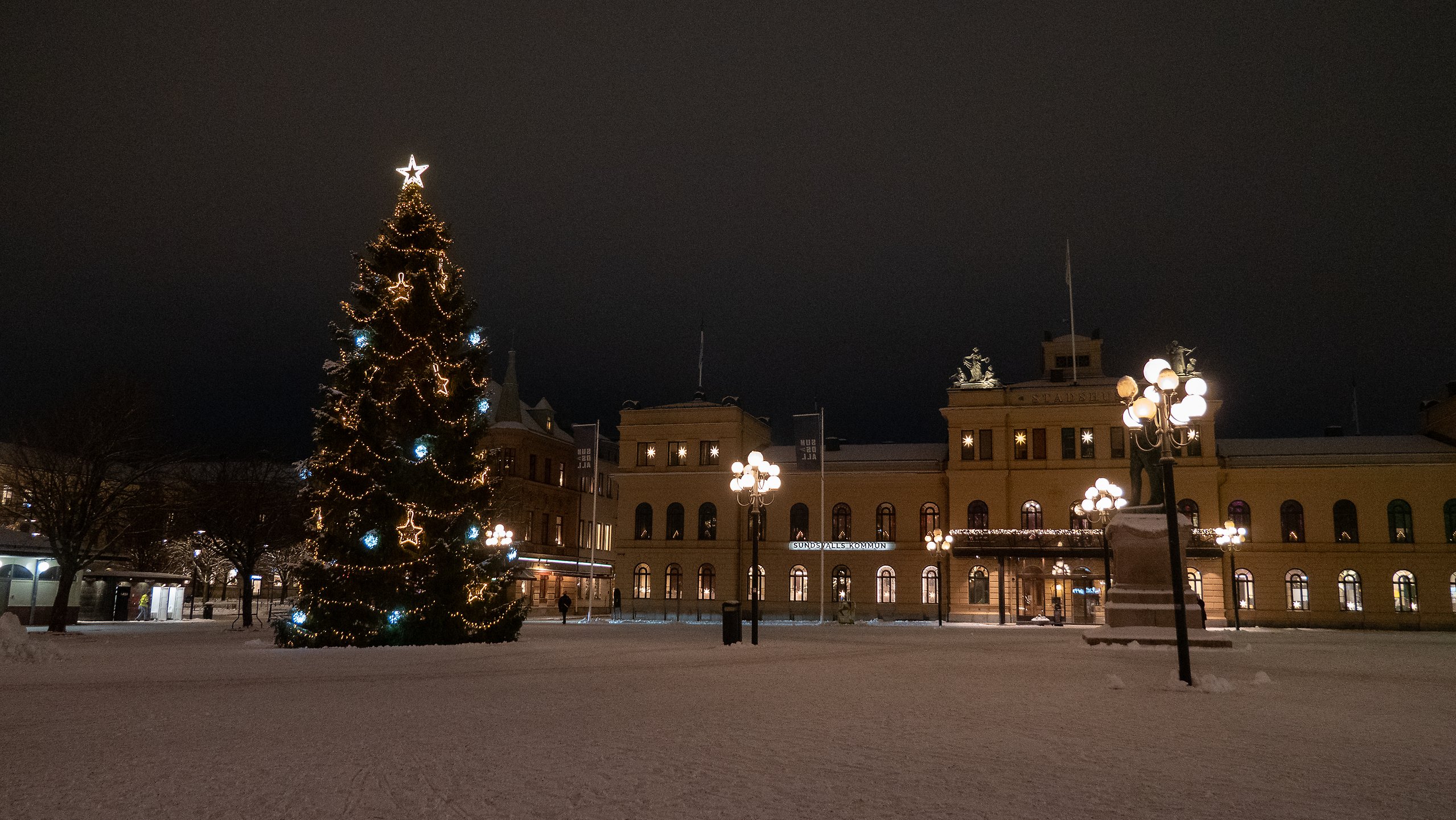 Stora Torget i Sundsvall i vinterskrud.